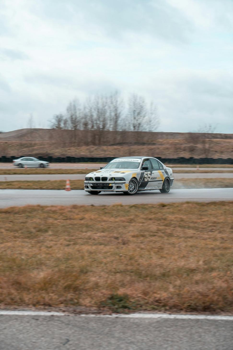 Dyno testing performance car